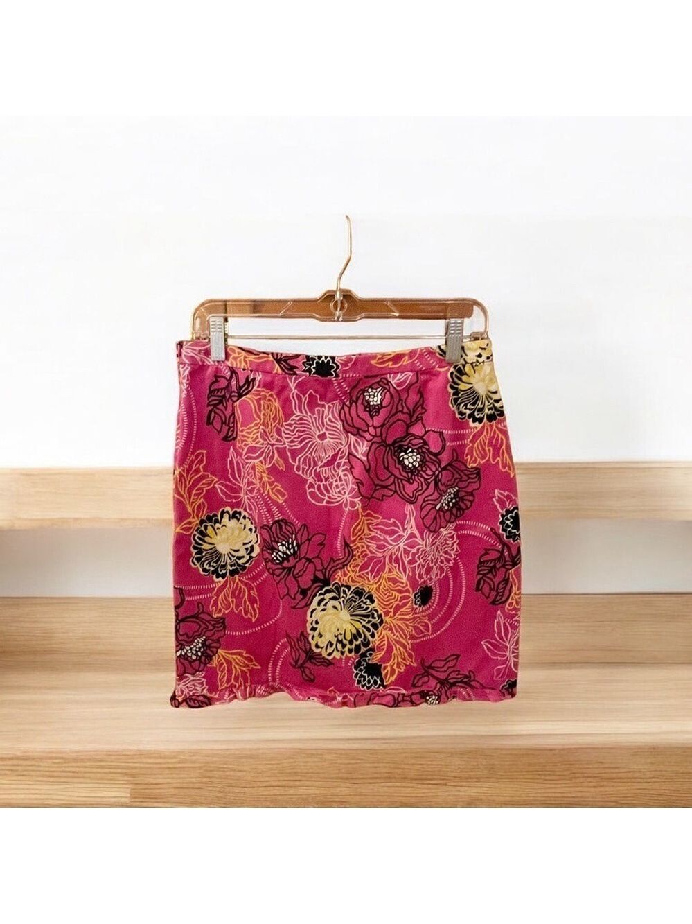 TIBI Mini Skirt, Size 8, Bow at Waist, 1” Ruffle at Bottom, Pink & Purple Floral